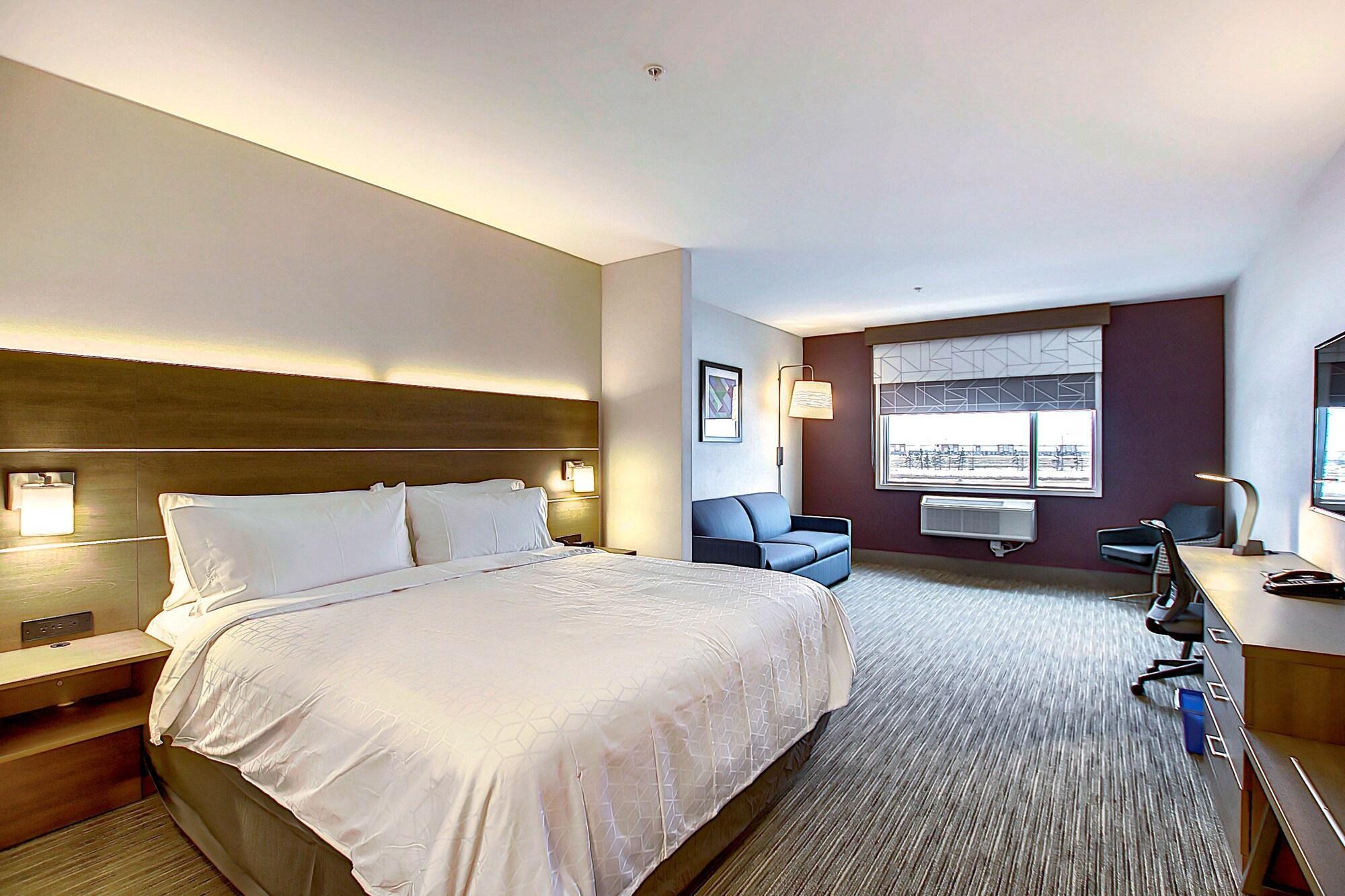 Holiday Inn Express & Suites - Calgary Airport Trail Ne By Ihg Dış mekan fotoğraf