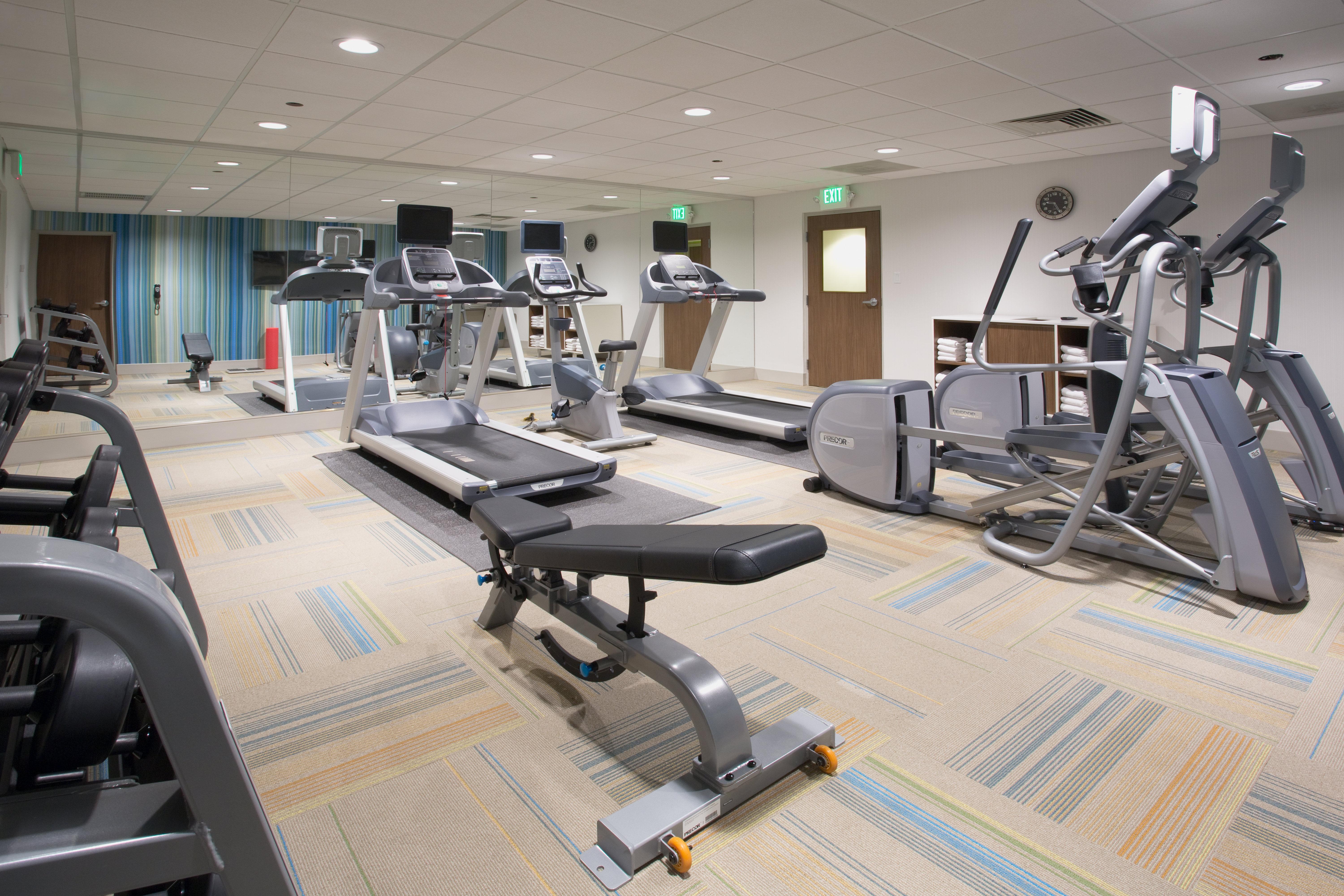 Holiday Inn Express & Suites - Calgary Airport Trail Ne By Ihg Dış mekan fotoğraf